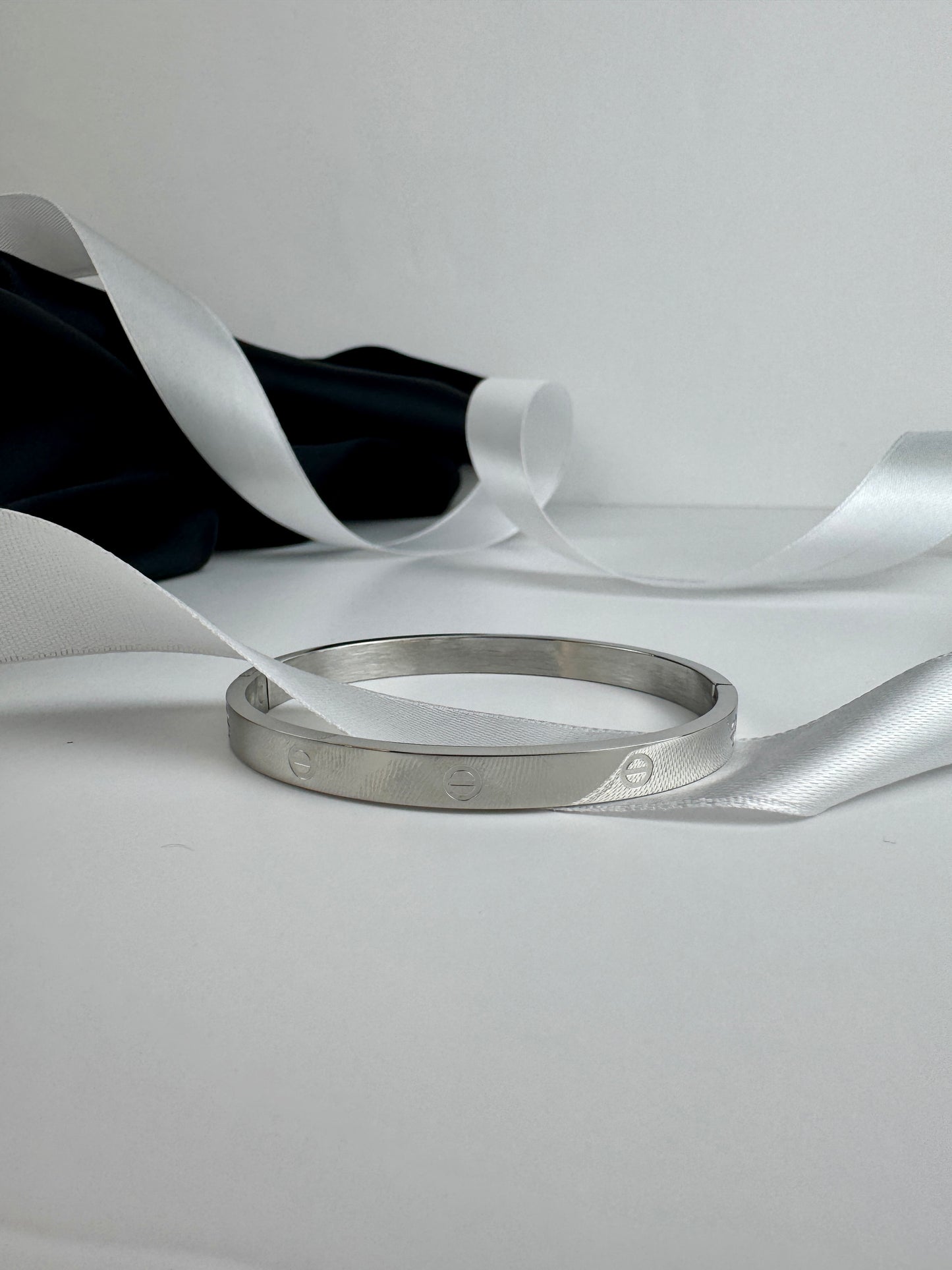 3 Italian gold Bracelets