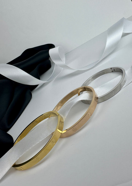 3 Italian gold Bracelets